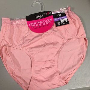Bali Comfort Revolution Pink Lace Panties Brief Size 6/7 NWT